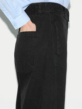 Turner Belted Barrel Leg Jean | Black